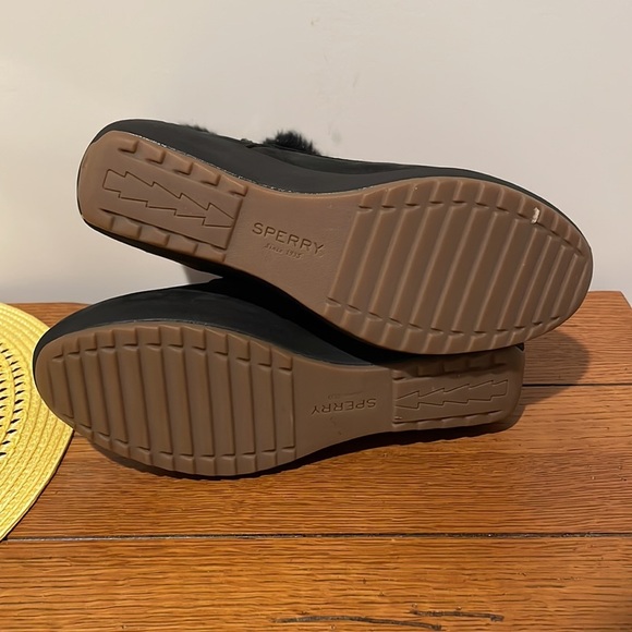 Sperry Boots, Size 7 - Picture 6 of 10